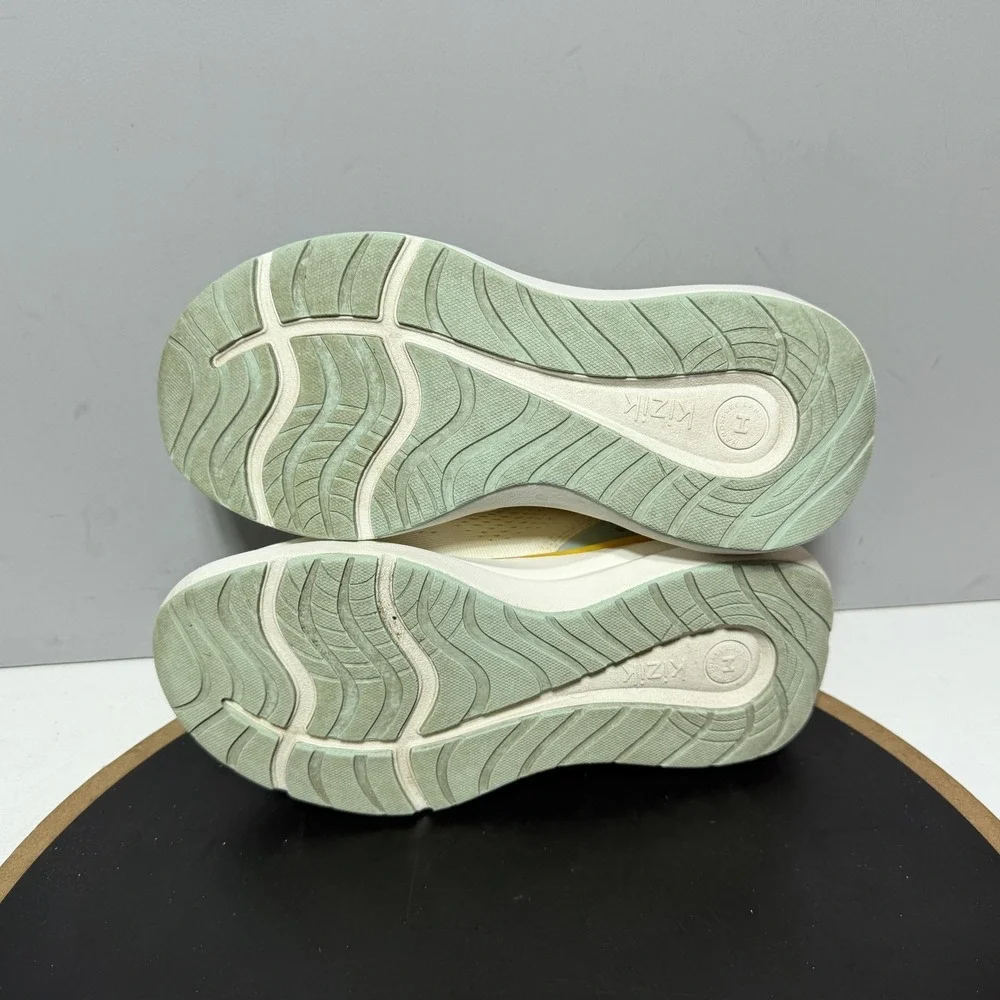 Kizik athens shoes